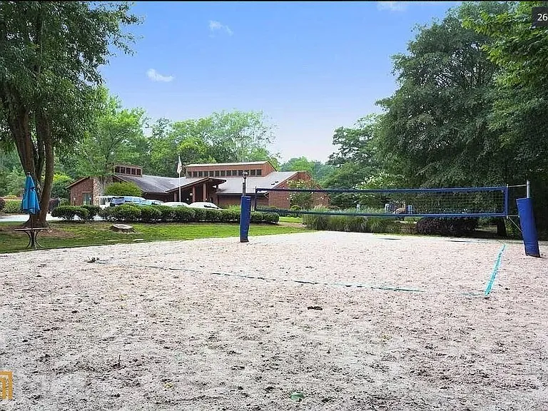 2208 Queen Anne Ct — Photo 23