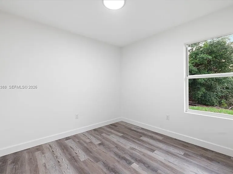9275 Anita Ave #9275 — Photo 11