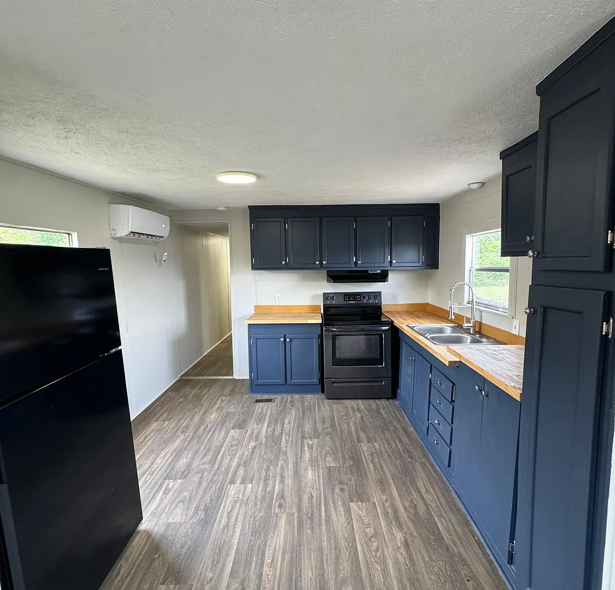 2 bed, 1.5 bath, $750 — Photo 4