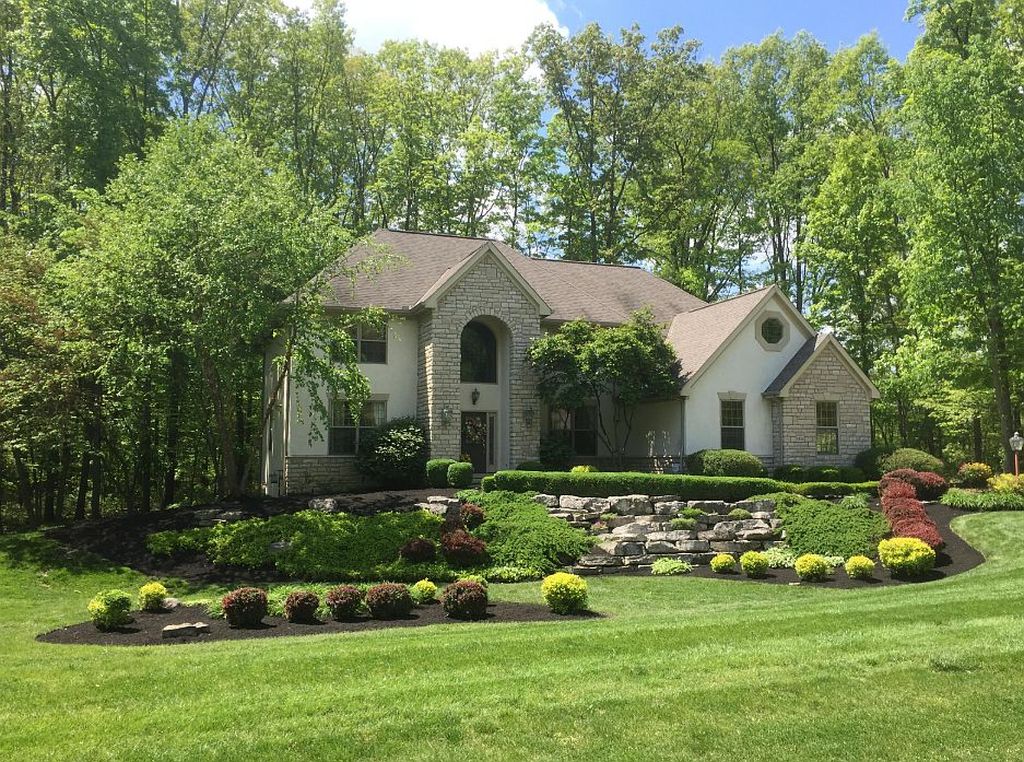 Real estate listing image