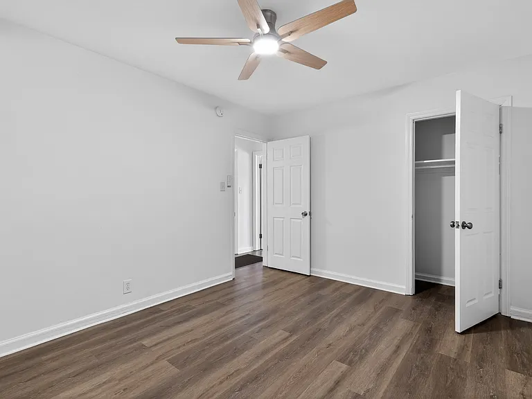 2036 McPherson Dr — Photo 8