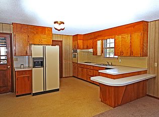 690 Cole Rd, Sevierville, TN 37876