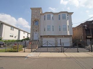 10 Camp Aly #12, Newark, NJ 07102