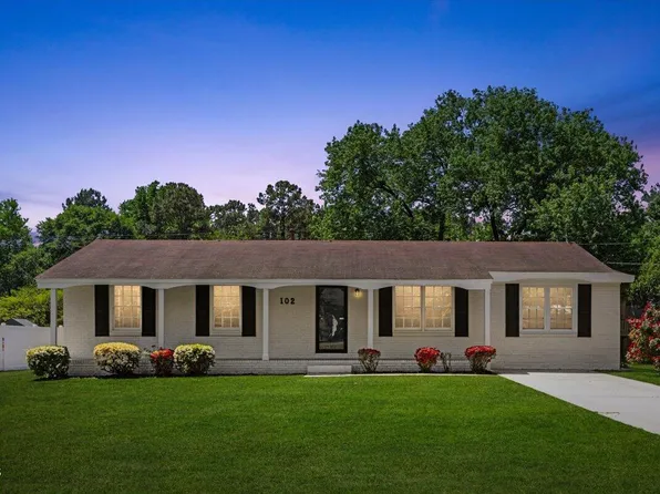 102 Queen Guenevere Trl, Garner, NC 27529