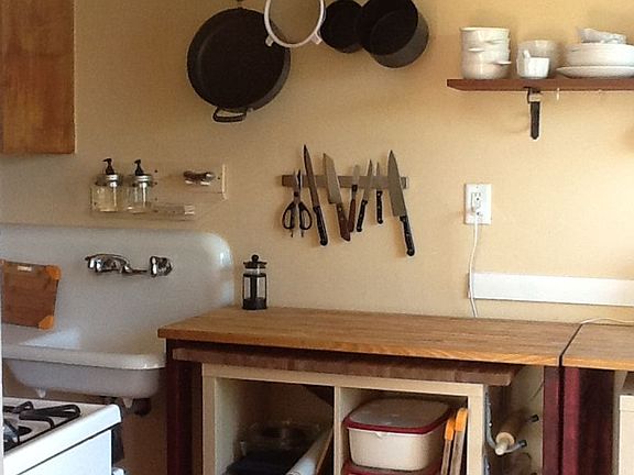 5th image of 2545 Garfield Ave APT 36