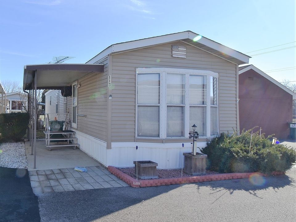 2nd image of 27W370 Geneva Rd Lot 113