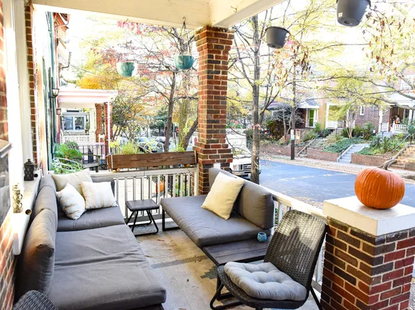 2417 Tunlaw Rd NW, Washington, DC 20007