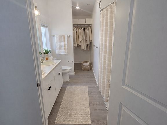 4th image of 1590 Bower Dr APT 2206