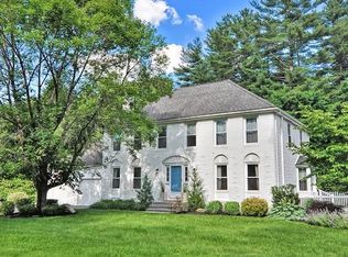 4 Crossbow Rd, Norfolk, MA 02056