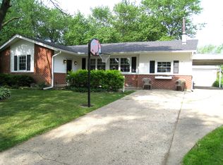 770 Love St, Elk Grove Village, IL 60007