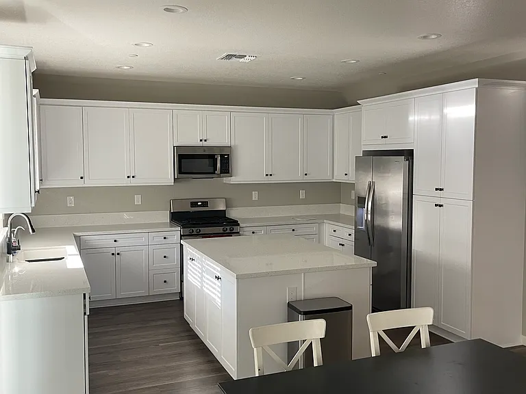 419 Daffodil Dr #2 — Photo 12