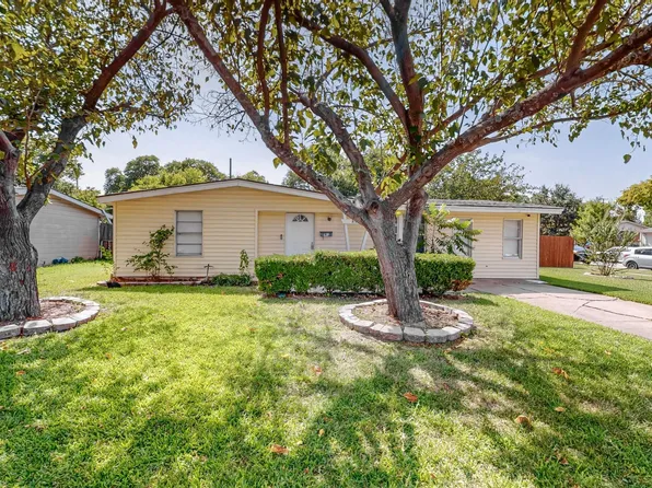2001 Cumberland Dr, Garland, TX 75041