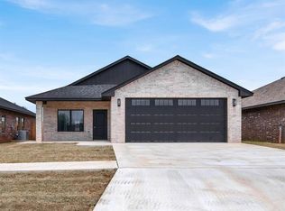 2105 Valley View Rd, Weatherford, OK 73096