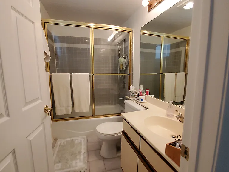 1546 Amherst Ave #103 — Photo 35