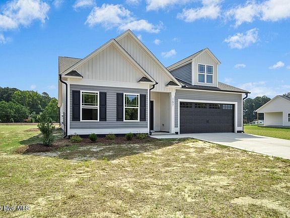 3rd image of 187 Huckleberry Bush Lane