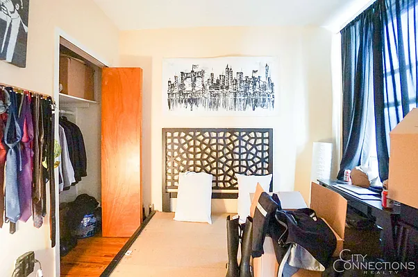 Rented by City Connections Realty | media 33