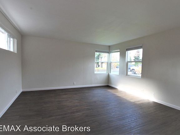 2nd image of 27229 102nd Ave NW APT 5