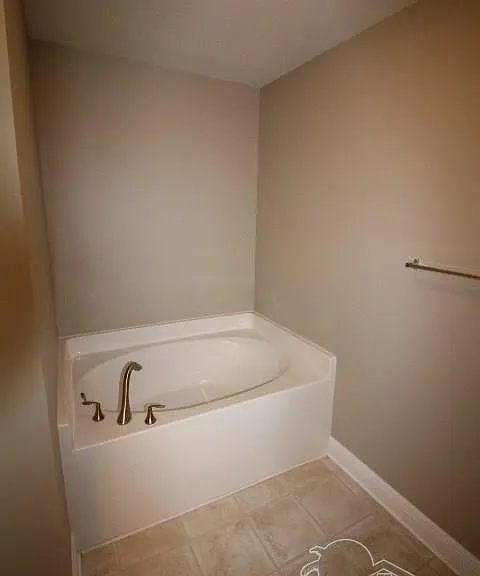 9687 Laramie Dr — Photo 15