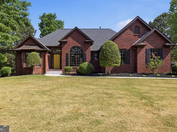 2015 Wood Valley Dr, Loganville, GA 30052