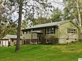 2011 Fraser St, Grand Rapids, MN 55744