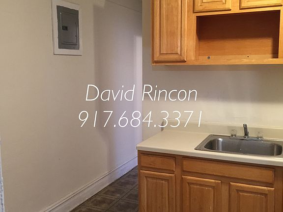 4th image of 3061 49th St APT 3S