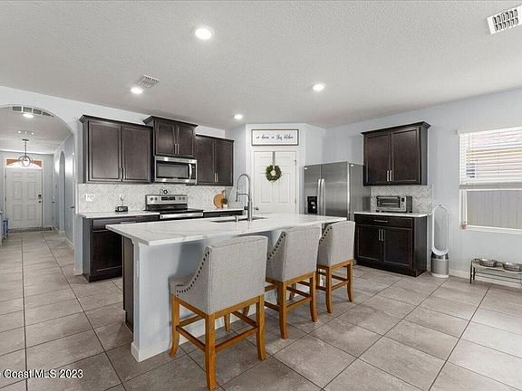 5th image of 850 Forest Trace Cir