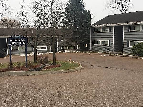 1st image of 124 Quarry Hill Rd APT 32