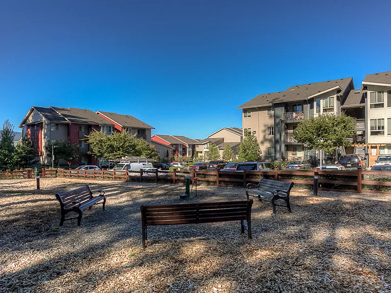 Discovery Heights — Photo 34