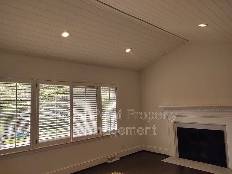 5121 Kistler Ave — Photo 7