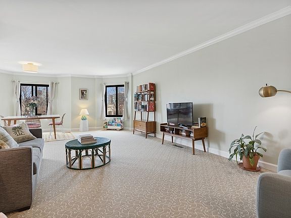 2nd image of 835 Judson Ave APT 502