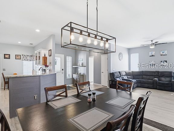 4th image of 224 Colonel Thomas Heyward Rd