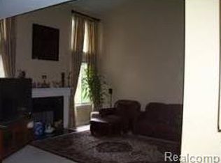 164 Center Blvd #1, Wixom, MI