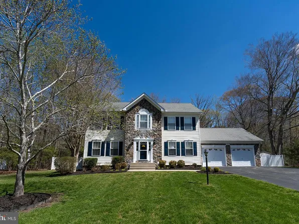 23012 S Pembrook Dr, Hollywood, MD 20636