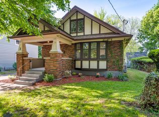 3 Gardiner Pl, Saint Catharines, ON L2R 1Y7