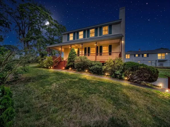 15 Aberdeen Rd, Methuen, MA 01844