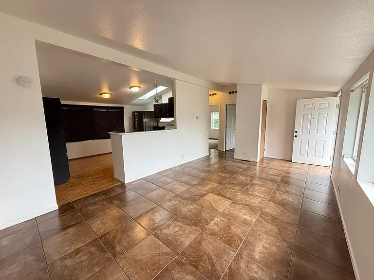 10110 217th Avenue Ct E — Photo 9