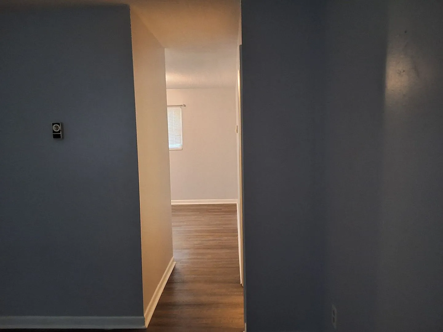 1140 Evelyn Drive — Photo 4