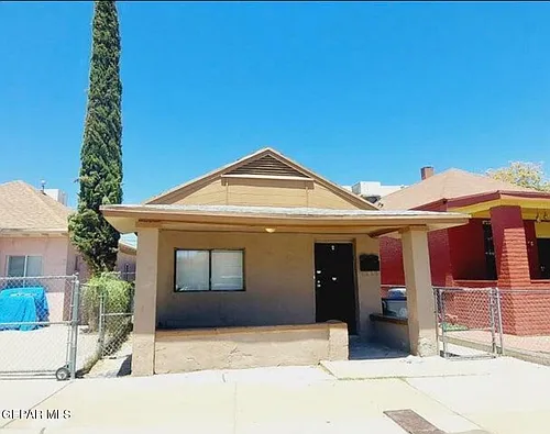 1305 E San Antonio Ave #B Photo 1