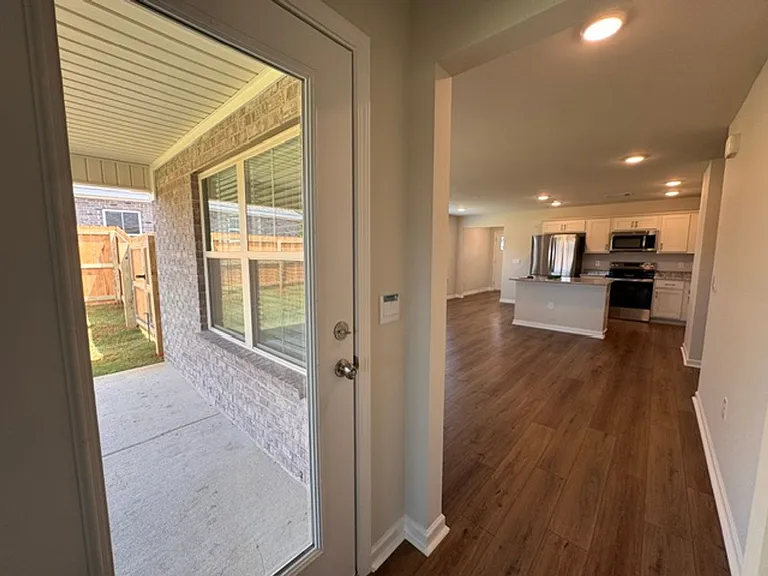 47 Coolidge Dr — Photo 11