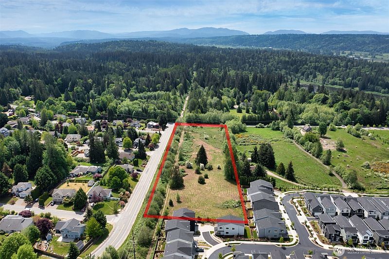2nd image of 27414 NE Big Rock Rd