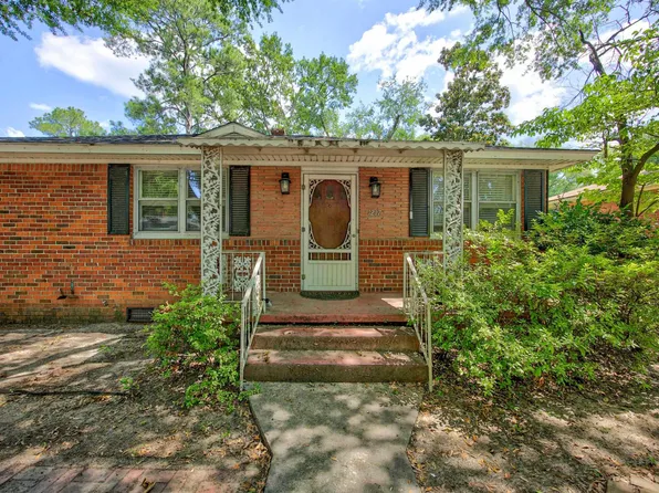 1217 Jensen St, West Columbia, SC 29169