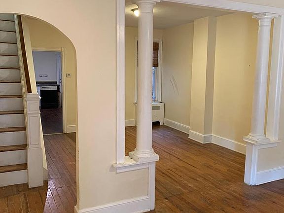 4th image of 2300 W 6th St