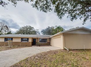 1205 W Lake Buckeye Dr, Winter Haven, FL 33881