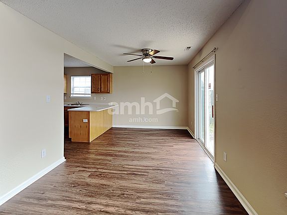 5th image of 8120 Whistlewood Dr