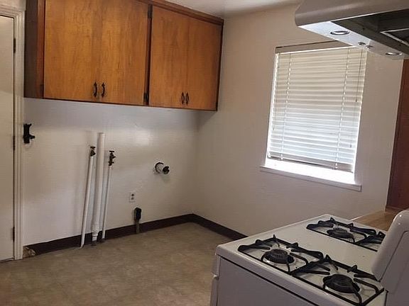 5th image of 348 N Grant Ave