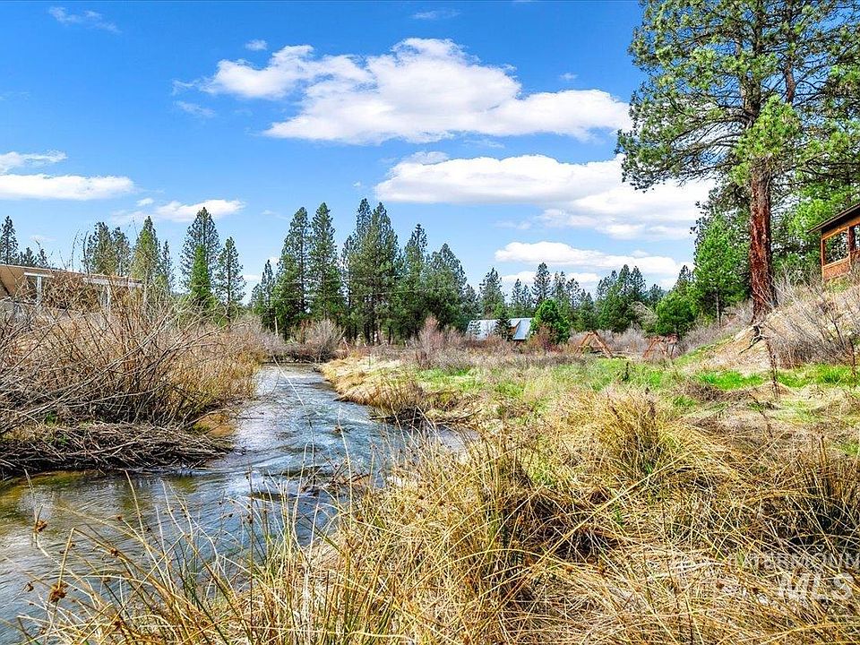 1st image of 29 McIntyre Gulch Rd