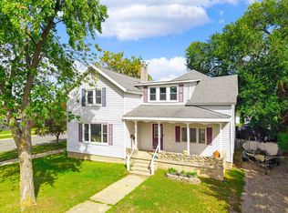 836 Main St, Marinette, WI 54143
