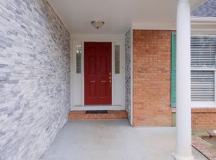 2218 Willow Crest Cir, Lawrenceville, GA 30044
