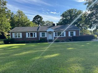 806 Cloverhurst Dr, Washington, GA 30673