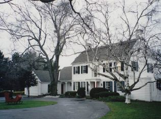 431 Mountain View Dr, Lewiston, NY 14092